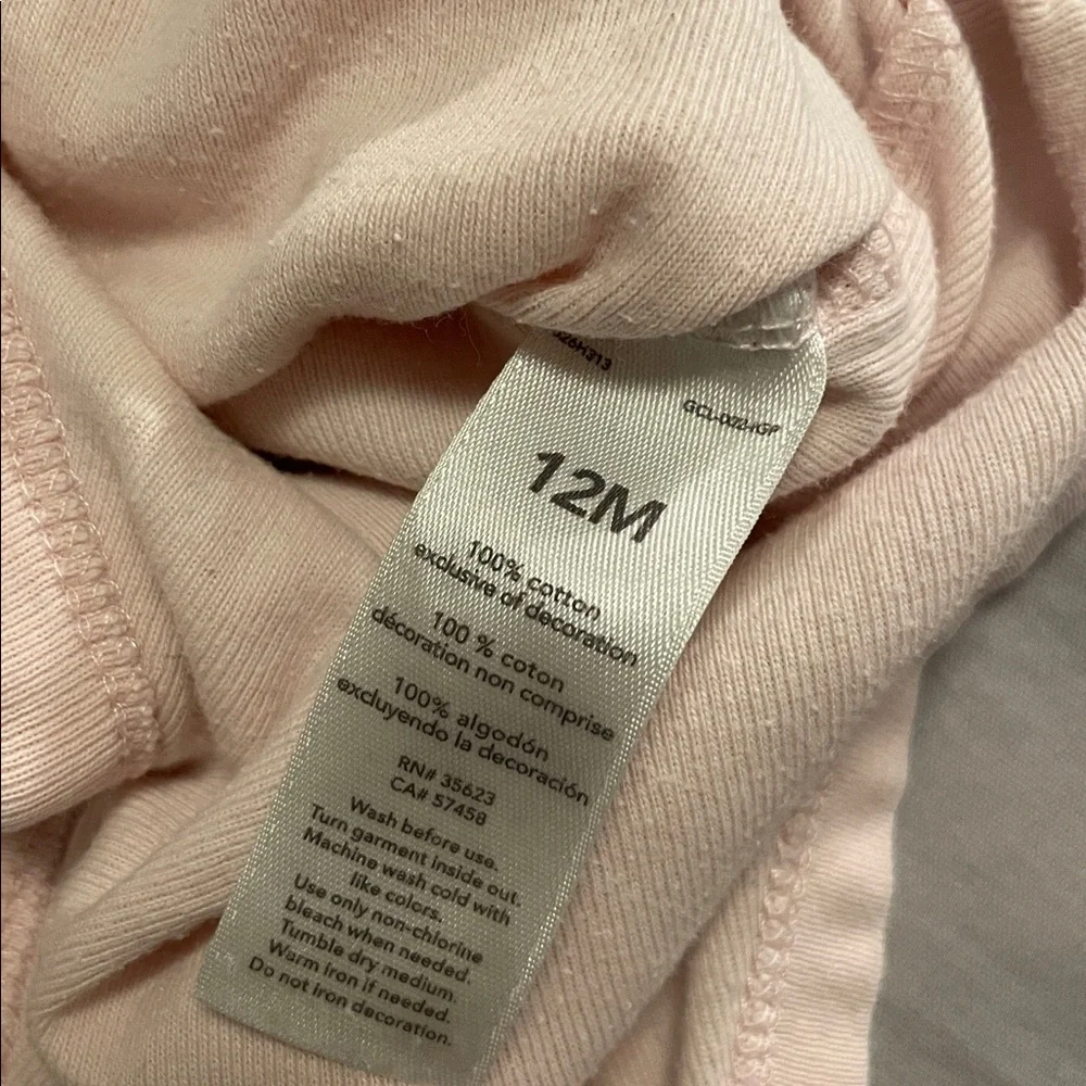 Carter’s long sleeves pink bear bodysuit